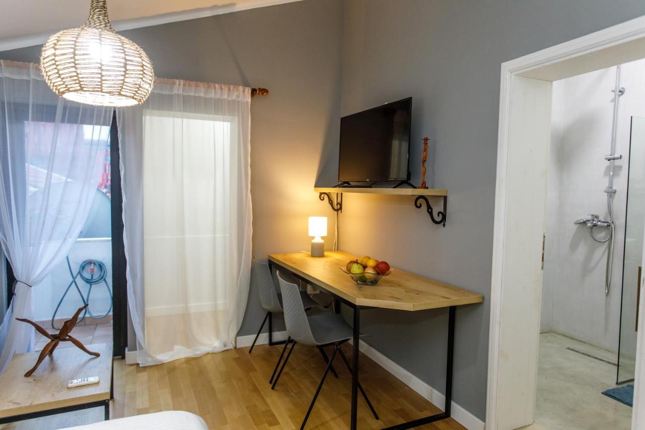 Studio Apartments Villa 24 Tirana Extérieur photo