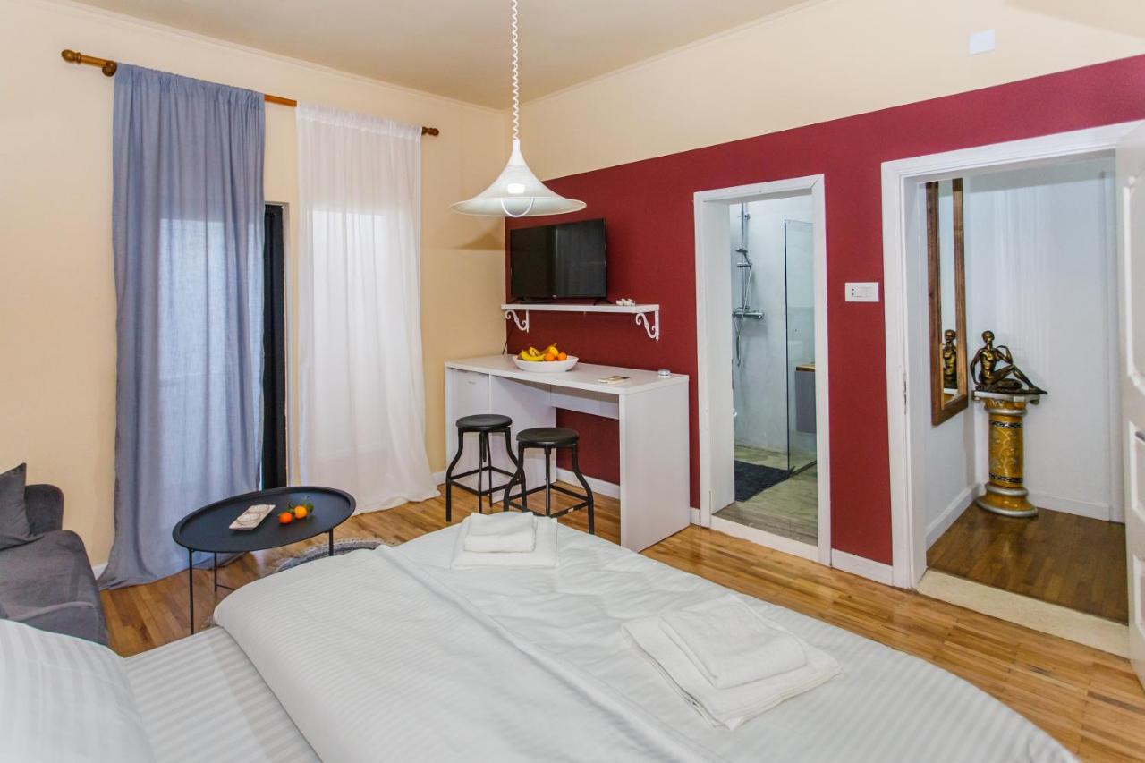 Studio Apartments Villa 24 Tirana Extérieur photo