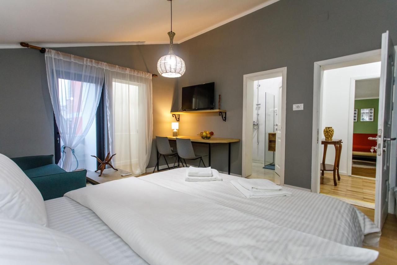 Studio Apartments Villa 24 Tirana Extérieur photo